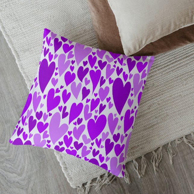 Coussin Coeurs violets super et romantiques Saint-Valentin (Créateur téléchargé)