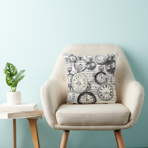 Coussin Collage Montre de Goût Victorien Alice au Pays des