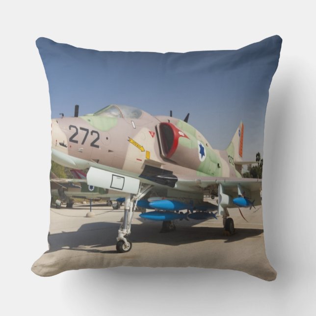 Coussin Combattant construit aux Etats-Unis d'A-4 Skyhawk (Recto)