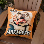 Coussin Comic moderne simple Grunge personnalisé photo pou<br><div class="desc">Ce design simple et classique est composé de typographie serif et d'ajouter une photo personnalisée de votre animal de compagnie.</div>