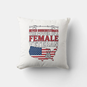 Coussin Conception de chemise vintage patriotique de pouvo