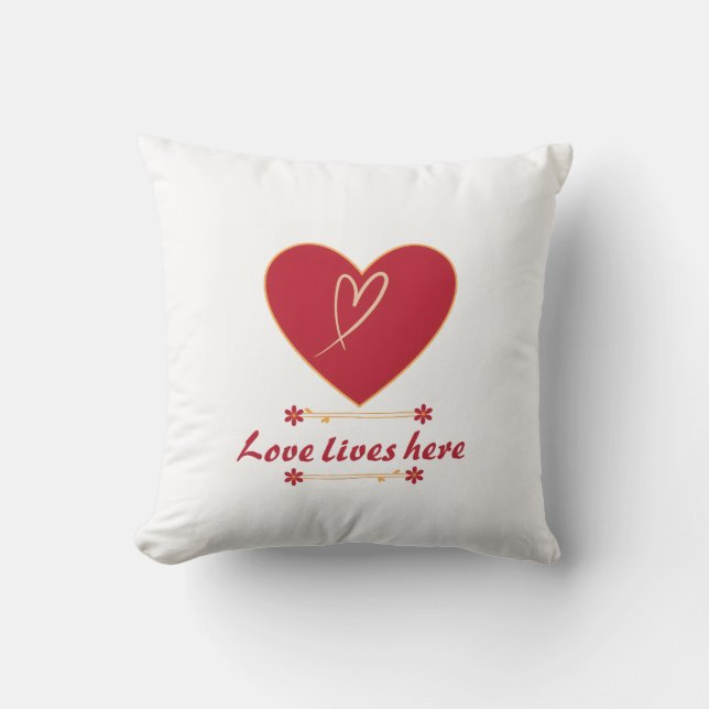 Coussin Conception florale de cœur rouge – “L'amour vit ic (Recto)