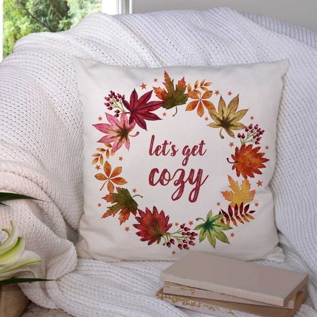 Coussin Confortables récoltes d'automne Feuilles d'automne (Let's Get Cozy Autumn Harvest Fall Leaves Wreath Throw Pillow)