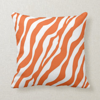 Coussin Copie Girly de zèbre d'orange sauvage