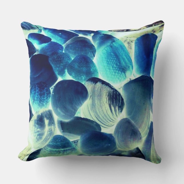 Coussin Coquille d'huîtres de mer, couleurs changées en bl (Recto)
