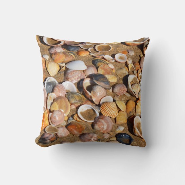 Coussin Coquilles sur une plage sablonneuse | Andalousie, (Recto)
