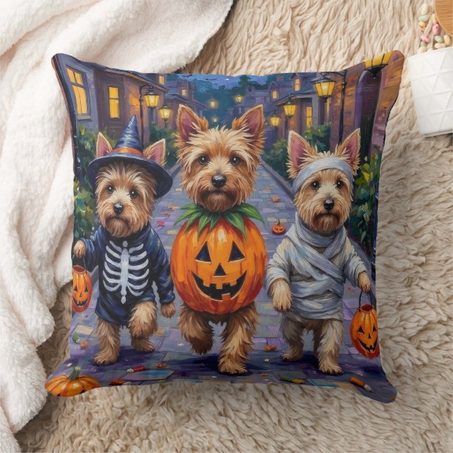 Coussin Costumes d'Halloween pour Trick-or-Treating de Cai (Couverture)