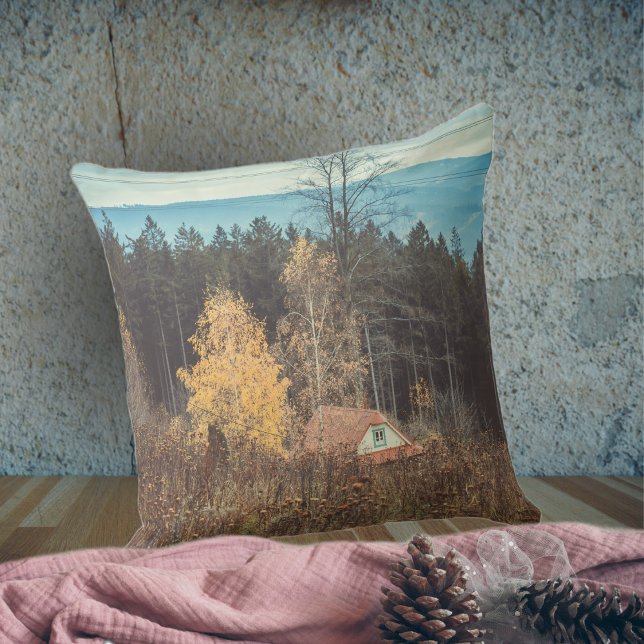 Coussin Cottage Lonely (Créateur téléchargé)