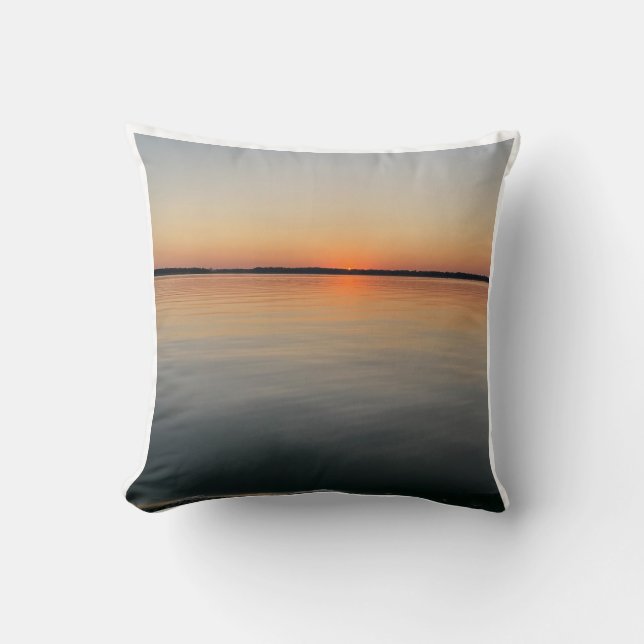 Coussin Coucher de soleil au bord du lac (Recto)
