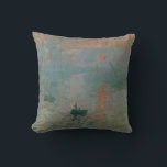 Coussin Coucher de soleil de Monet<br><div class="desc">Coucher de soleil près de Claude Monet lancer l'oreiller.  Beau coucher de soleil sur la scène aquatique avec des bateaux.</div>