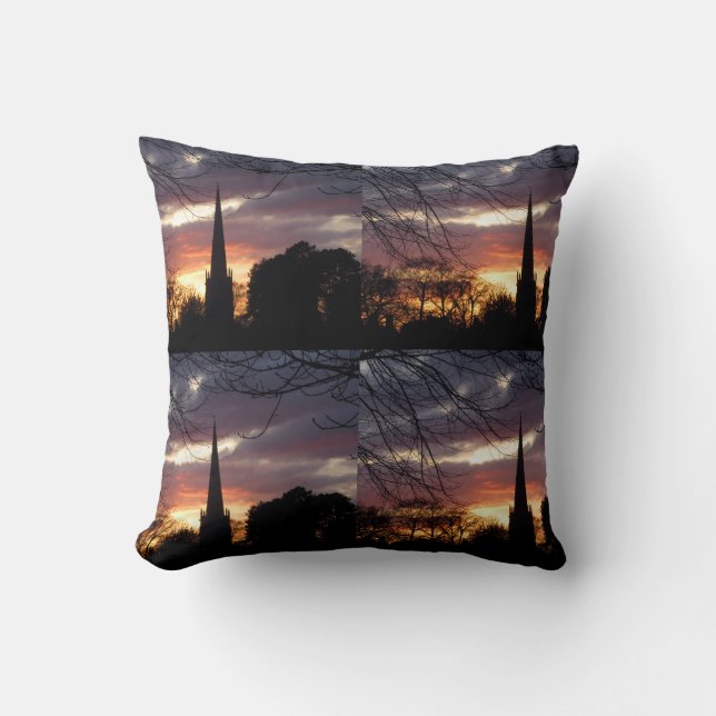 Coussin Coucher de soleil derrière l'église (Recto)