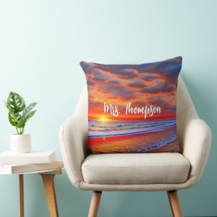Coussin Coucher de soleil tropical avec nom personnalisé