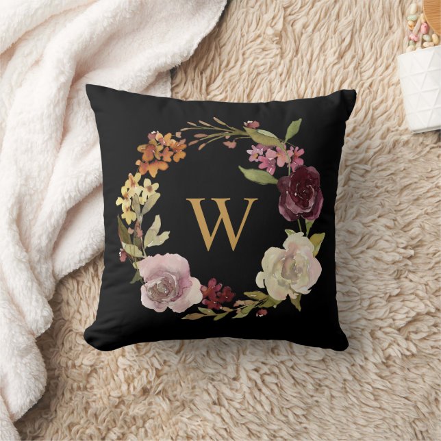 Coussin Couronne de monogramme à l'aquarelle florale Noir (Couverture)