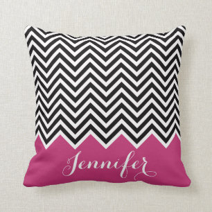 Coussin Coutume noire et blanche de Chevron de roses
