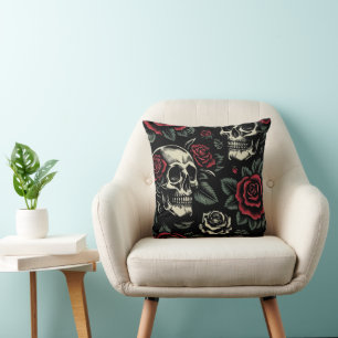 Coussin Crânes et roses rouges florale gothique 