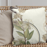 Coussin Crémeux Ivoiriens Botaniques Design floral<br><div class="desc">L'oreiller élégant à jetons présente un design floral botanique artistique dans une palette de couleurs neutres et élégantes aux teintes douces. Un design floral artistique présente une branche de myrte florissante et une composition abstraite avec des cercles géométriques et des branches d'oliviers et des fleurs fleuries dans les tons terreux...</div>