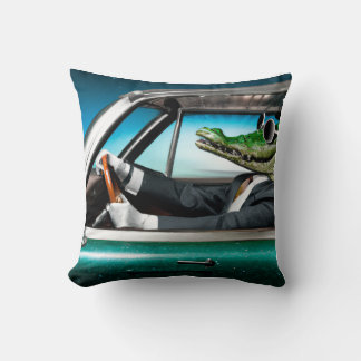 Coussin Crocodile Chauffeur