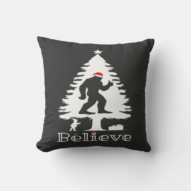 Coussin Croire Bigfoot Cryptozoologie Arbre de Noël (Recto)