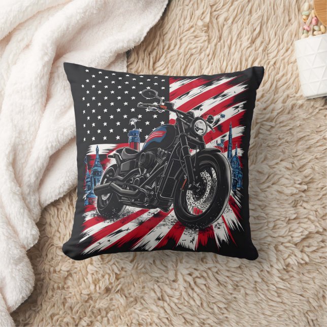 Coussin Croisière en moto sur fond de patriotisme (Couverture)