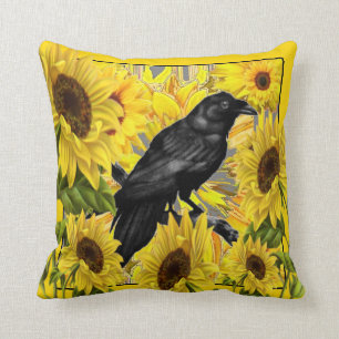 COUSSIN CROW/RAVEN PARMI LES TOURNESOLS JAUNES