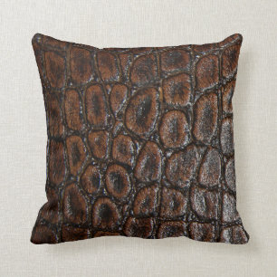 Coussin cuir sauvage vintage d'alligator de brun de
