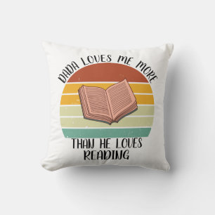 Coussin CUSTOM Dada M'Aime Plus Qu'Il N'Aime Lire