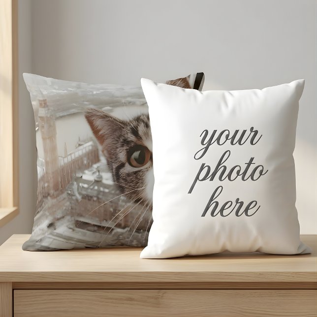 Coussin Custom Pet Photo Cat Peeking with London Big  (Créateur téléchargé)