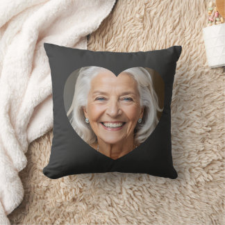Coussin Custom photo heart mask Throw Pillow 