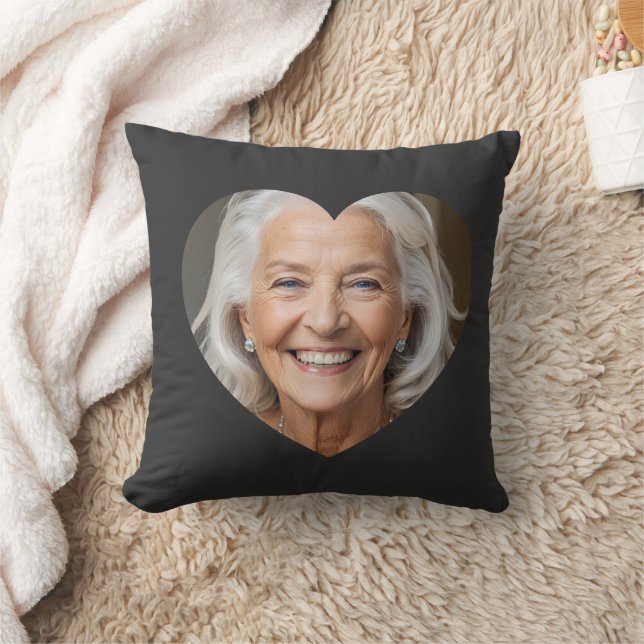Coussin Custom photo heart mask Throw Pillow  (Couverture)