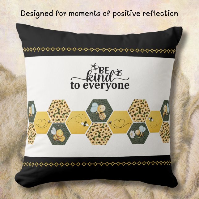 Coussin Cute Be Kind Bumble Bee Honeycomb Accent (Add a pop of sunshine, nature and chic style to your sofa or reading nook.)