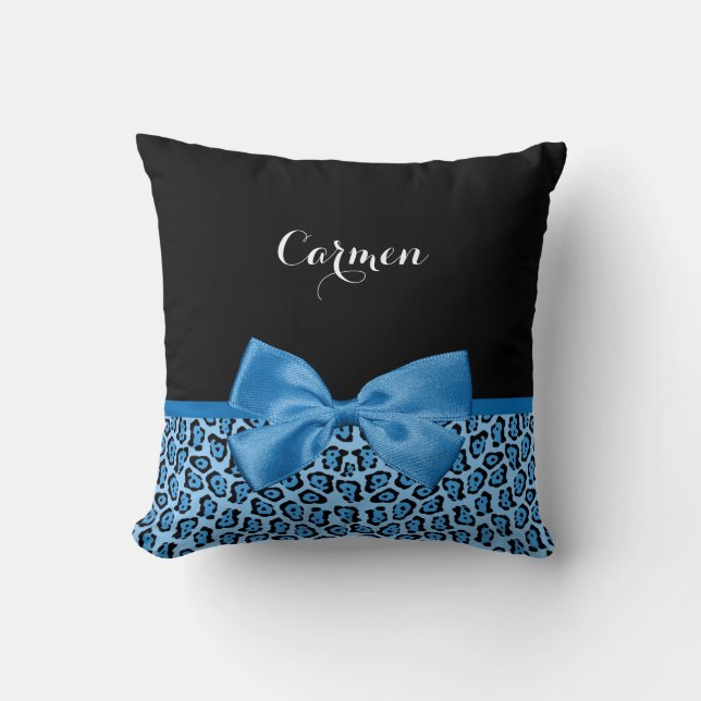 Coussin Cute Blue Jaguar Print Bright Blue Ribbon et nom (Recto)