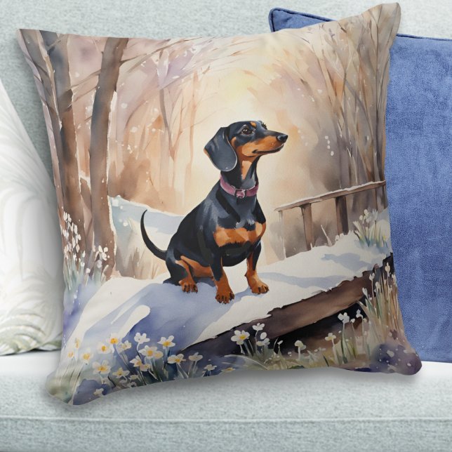 Coussin Cute Dachshund hiver Aquarelle de neige race de ch (A throw pillow with beautiful picture of a dachshund in snow, in a watercolor style)