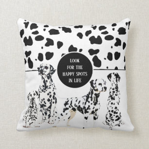 Coussin Cute Dalmatienne, en noir et blanc, des endroits h
