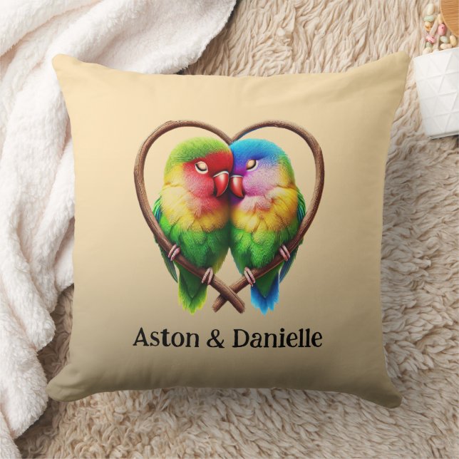 Coussin Cute Lovebirds se mêlant dans une toux en forme de (Couverture)