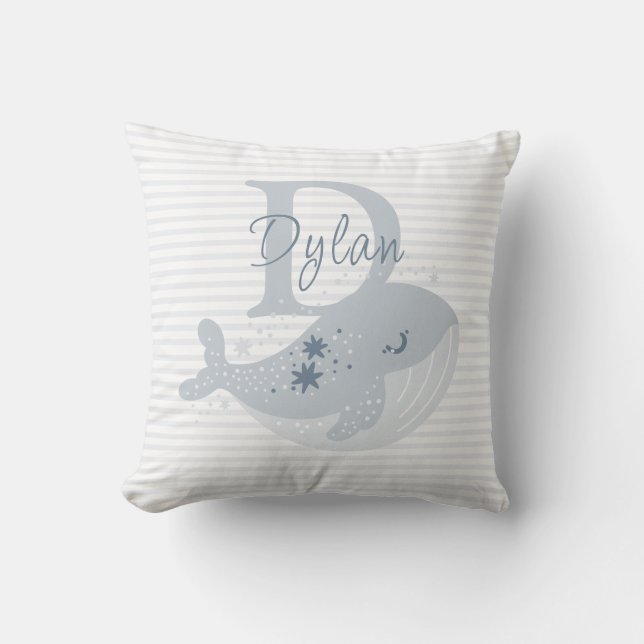 Coussin Cute Whale Modern Baby Nom du garçon Monogramme (Recto)