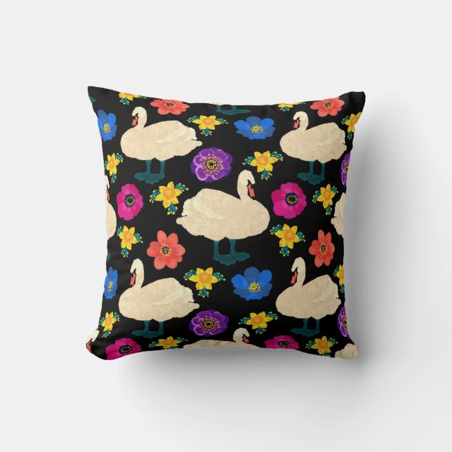 Coussin Cygnes, fleurs, arrière - plan noir dessiné à la m (Recto)