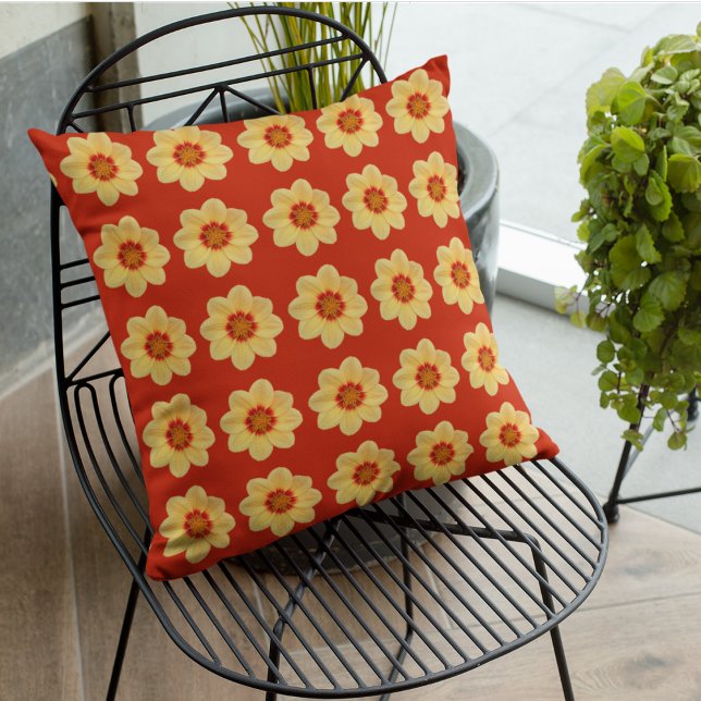 Coussin Dahlia jaune motif floral sur rouge (In Situ Patio)