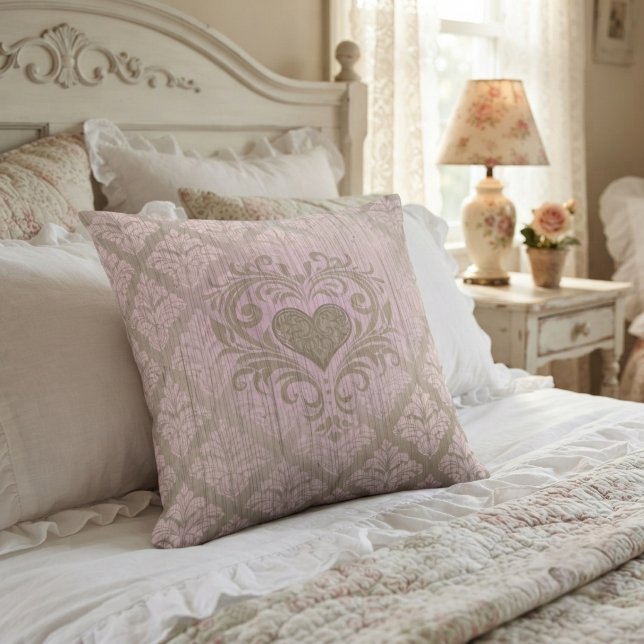Coussin Damassé Rose Pâle avec Cœur  (Créateur téléchargé)
