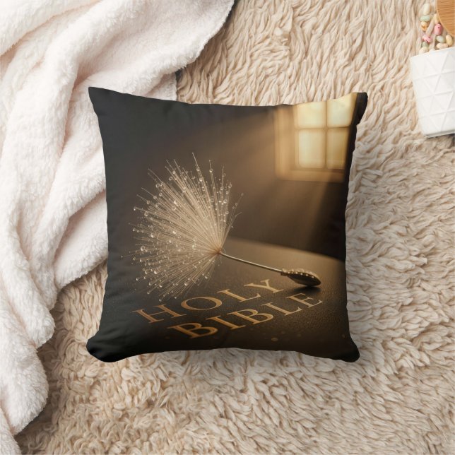 Coussin Dandelion Seedling with Water Droplets on a Bible  (Couverture)