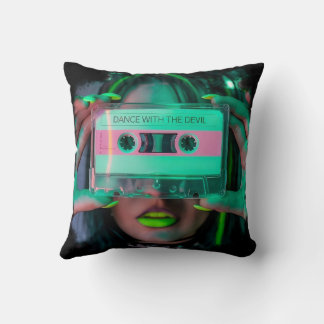 Coussin Danse avec le diable