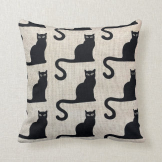 Coussin de chat noir