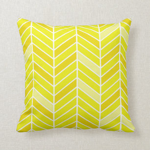 Coussin De Chevron jaune en porte-à-faux au loin