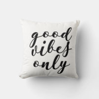 Coussin de citation de bonnes vibrations seulement
