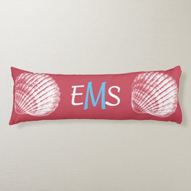 Coussin de corps de monogramme de coquilles de mer (Devant)