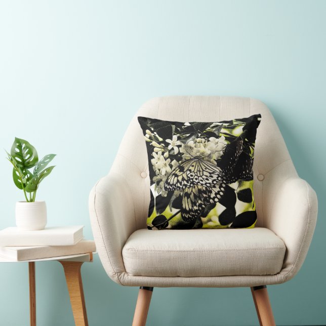 Coussin de déco de papillons noirs et blancs (Chaise)