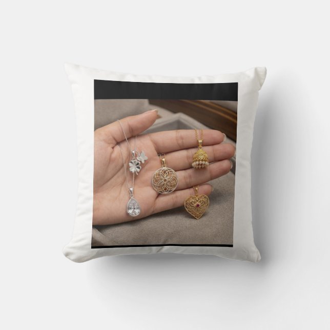 Coussin de décoration (Recto)