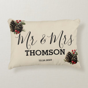 Coussin de Famille aux Cônes de Pin et Baies d'Hiv