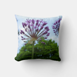 coussin de fleurs violettes
