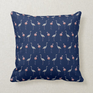 Coussin de frénésie de Flamant rose (bleu marine)