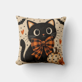 Coussin de Halloween avec un joli chat noir et cit